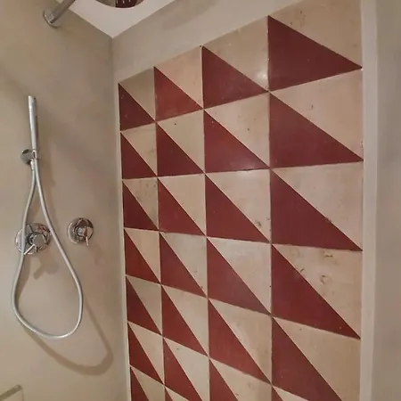 Isabella Short Lets شقة